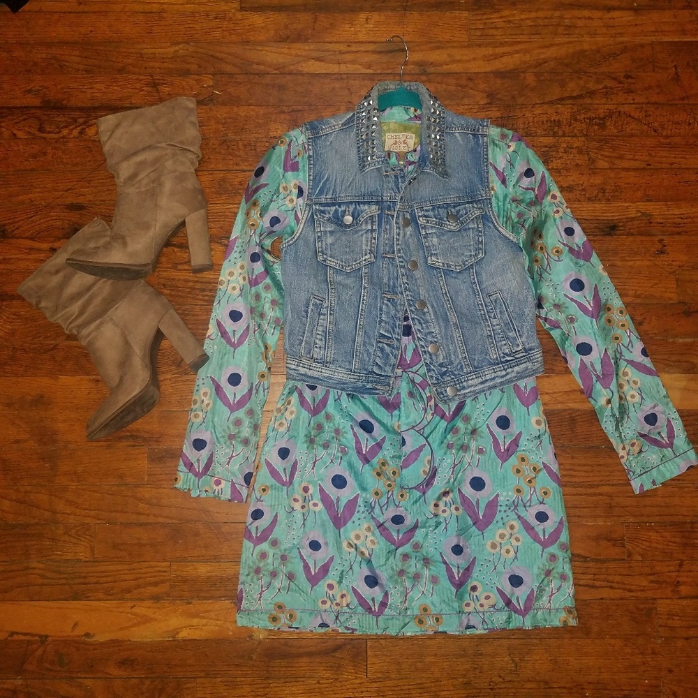 EUC Chelsea & Violet Paisley silk Tunic Sz Sm